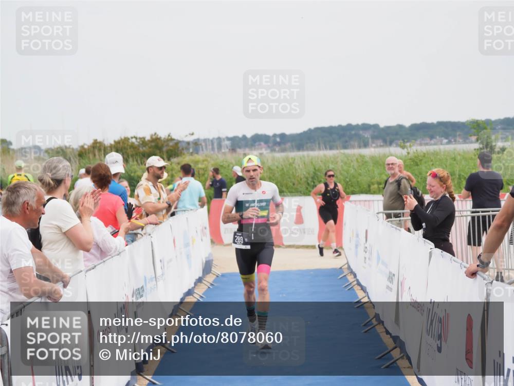 22.06.2025 - Viking Triathlon MichiJ http://msf.ph/oto/8078060 22.06.2025 14:37:04 Ziel 289 meine-sportfotos.de