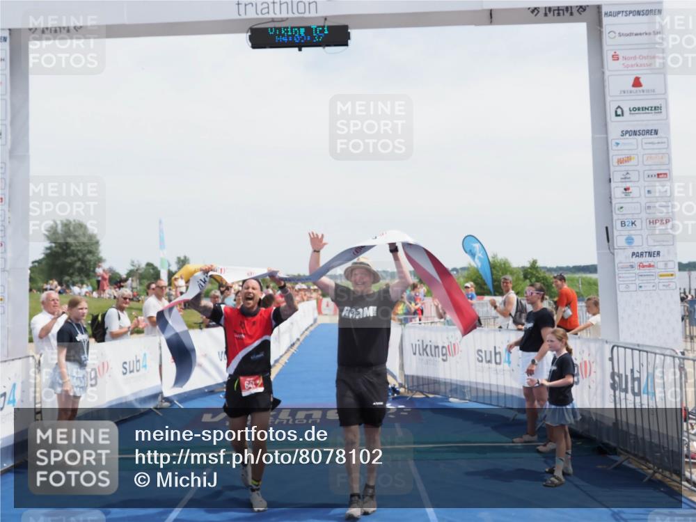 22.06.2025 - Viking Triathlon MichiJ http://msf.ph/oto/8078102 22.06.2025 14:09:47 Ziel 641 meine-sportfotos.de