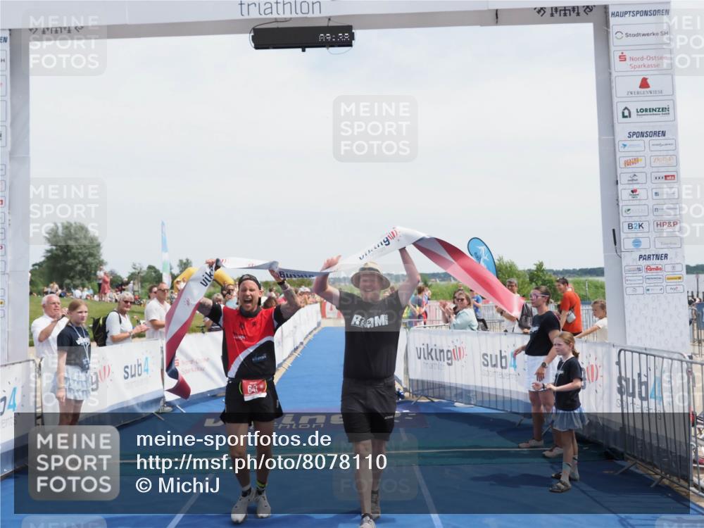 22.06.2025 - Viking Triathlon MichiJ http://msf.ph/oto/8078110 22.06.2025 14:09:47 Ziel 641 meine-sportfotos.de