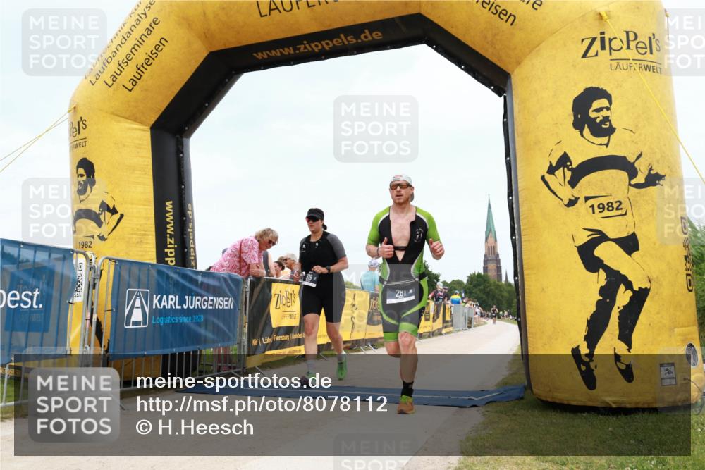 22.06.2025 - Viking Triathlon H.Heesch http://msf.ph/oto/8078112 22.06.2025 14:36:22 Laufen 281, 319 meine-sportfotos.de