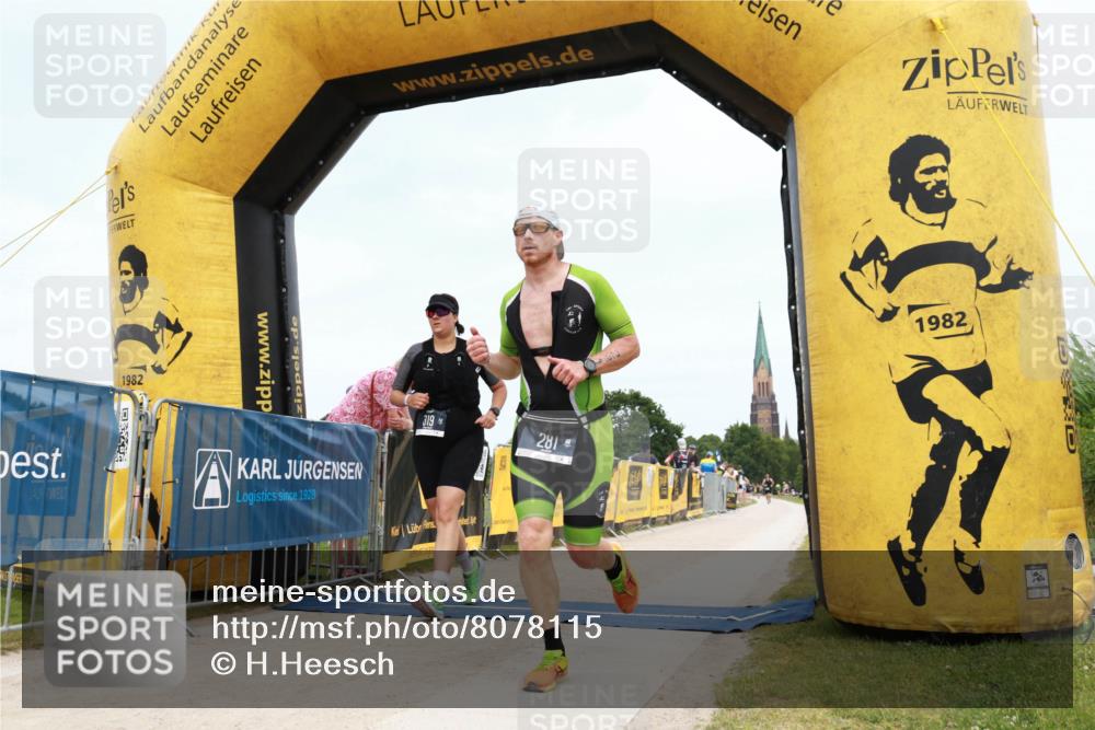 22.06.2025 - Viking Triathlon H.Heesch http://msf.ph/oto/8078115 22.06.2025 14:36:22 Laufen 281, 319 meine-sportfotos.de