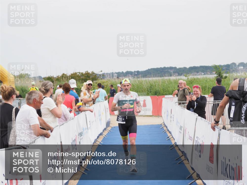 22.06.2025 - Viking Triathlon MichiJ http://msf.ph/oto/8078126 22.06.2025 14:37:05 Ziel 289 meine-sportfotos.de