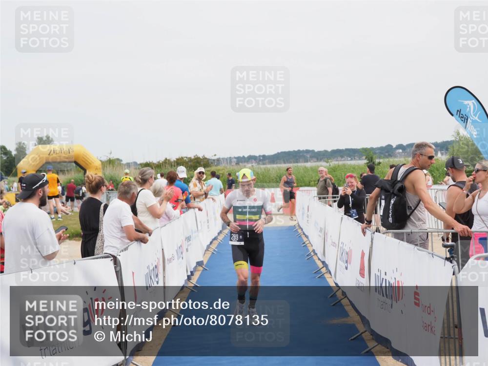 22.06.2025 - Viking Triathlon MichiJ http://msf.ph/oto/8078135 22.06.2025 14:37:06 Ziel 289 meine-sportfotos.de