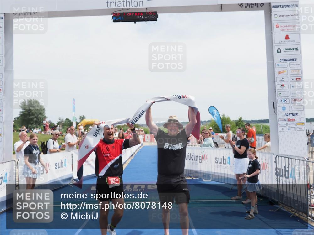 22.06.2025 - Viking Triathlon MichiJ http://msf.ph/oto/8078148 22.06.2025 14:09:48 Ziel 641 meine-sportfotos.de