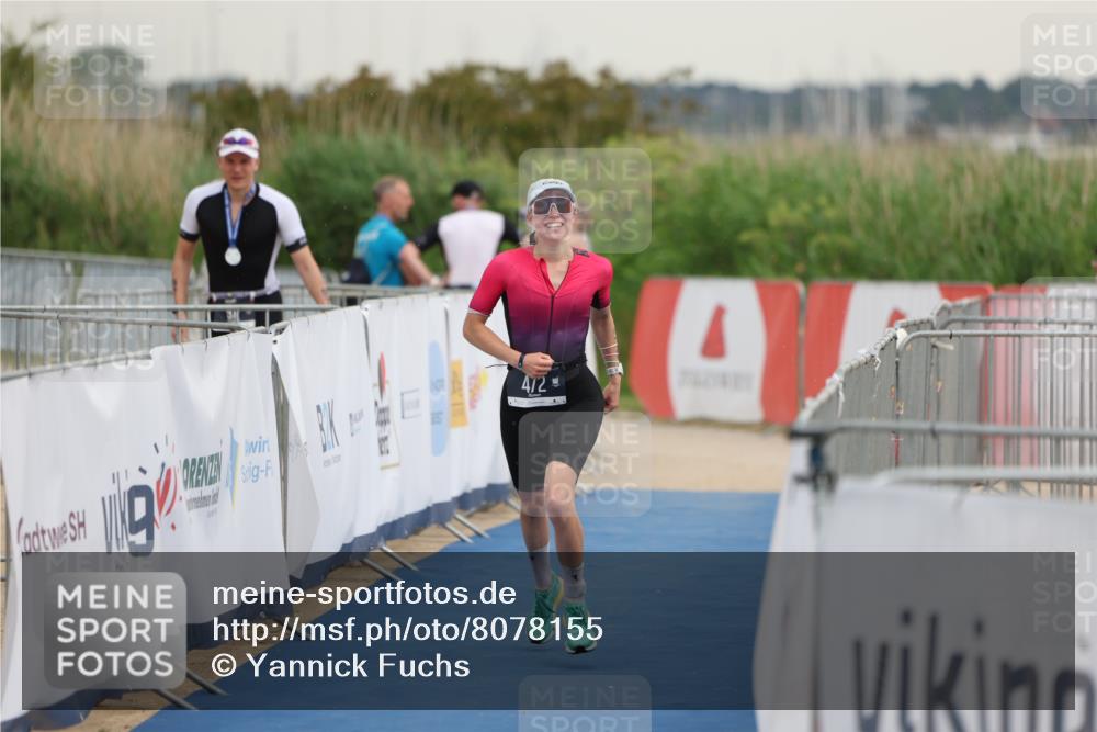 22.06.2025 - Viking Triathlon Yannick Fuchs http://msf.ph/oto/8078155 22.06.2025 16:35:30 Ziel 472 meine-sportfotos.de
