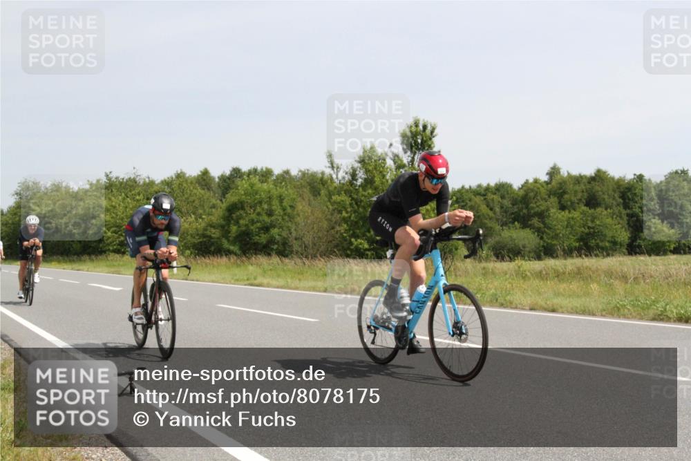 22.06.2025 - Viking Triathlon Yannick Fuchs http://msf.ph/oto/8078175 22.06.2025 12:06:04 Radfahren 70, 88, 134, 177, 300, 304, 323, 447, 456 meine-sportfotos.de