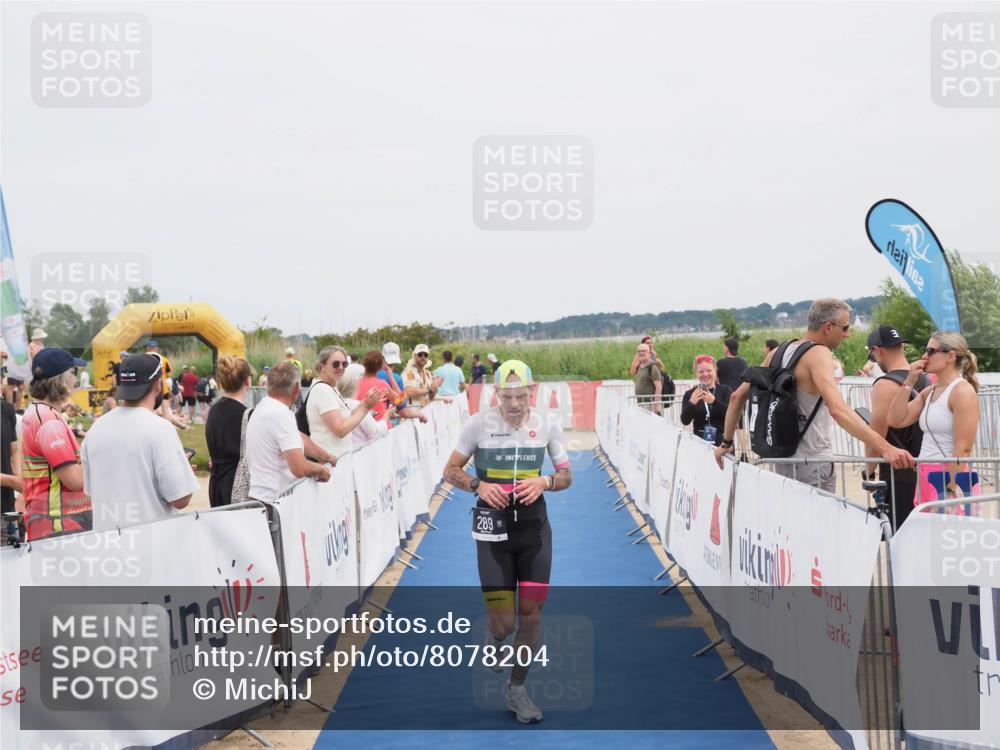 22.06.2025 - Viking Triathlon MichiJ http://msf.ph/oto/8078204 22.06.2025 14:37:07 Ziel 289 meine-sportfotos.de