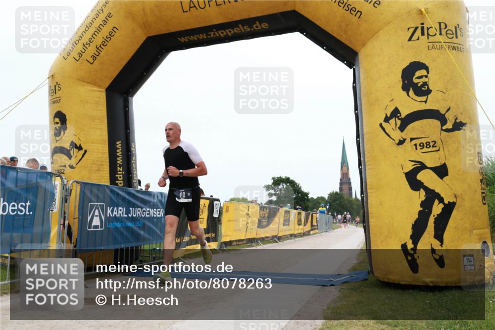 22.06.2025 - Viking Triathlon H.Heesch http://msf.ph/oto/8078263 22.06.2025 15:27:06 Laufen 110, 383, 507 meine-sportfotos.de