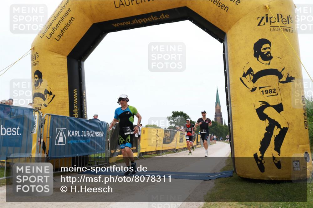 22.06.2025 - Viking Triathlon H.Heesch http://msf.ph/oto/8078311 22.06.2025 15:27:50 Laufen 61, 313, 489 meine-sportfotos.de