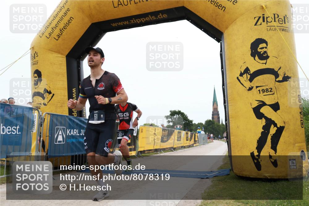 22.06.2025 - Viking Triathlon H.Heesch http://msf.ph/oto/8078319 22.06.2025 15:27:51 Laufen 61, 313, 489 meine-sportfotos.de