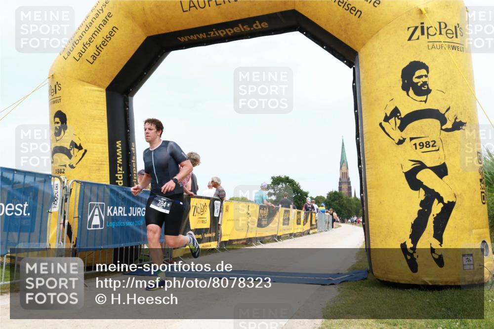 22.06.2025 - Viking Triathlon H.Heesch http://msf.ph/oto/8078323 22.06.2025 14:39:25 Laufen 384 meine-sportfotos.de