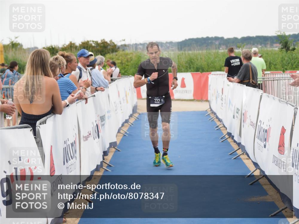 22.06.2025 - Viking Triathlon MichiJ http://msf.ph/oto/8078347 22.06.2025 15:55:45 Ziel 222 meine-sportfotos.de