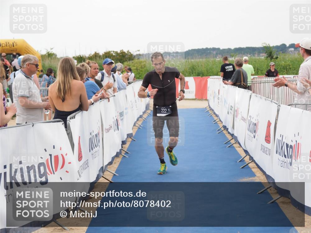 22.06.2025 - Viking Triathlon MichiJ http://msf.ph/oto/8078402 22.06.2025 15:55:46 Ziel 222 meine-sportfotos.de