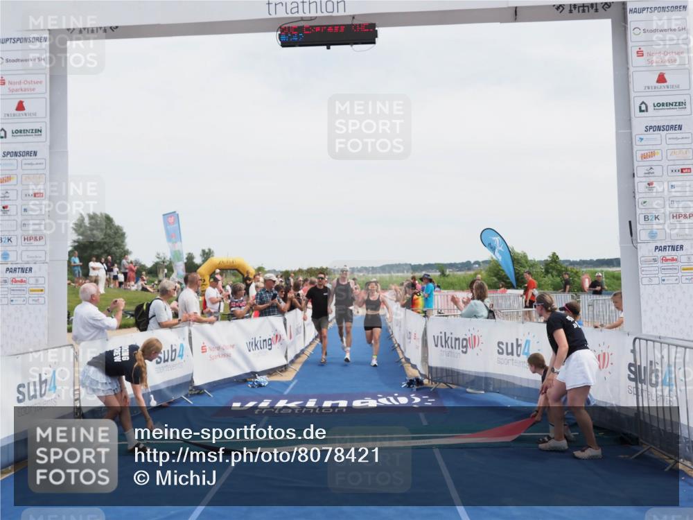 22.06.2025 - Viking Triathlon MichiJ http://msf.ph/oto/8078421 22.06.2025 14:13:23 Ziel 661 meine-sportfotos.de