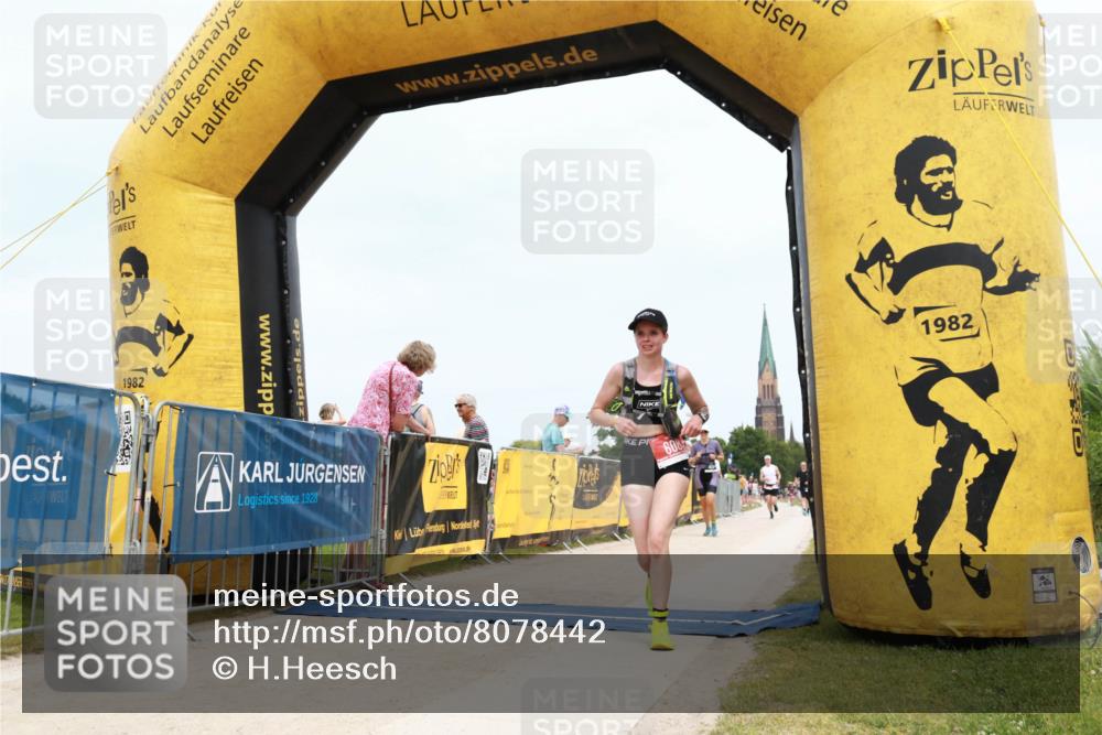 22.06.2025 - Viking Triathlon H.Heesch http://msf.ph/oto/8078442 22.06.2025 14:40:44 Laufen 608 meine-sportfotos.de