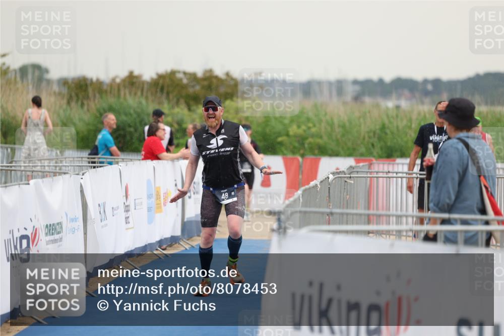 22.06.2025 - Viking Triathlon Yannick Fuchs http://msf.ph/oto/8078453 22.06.2025 16:36:44 Ziel 48 meine-sportfotos.de