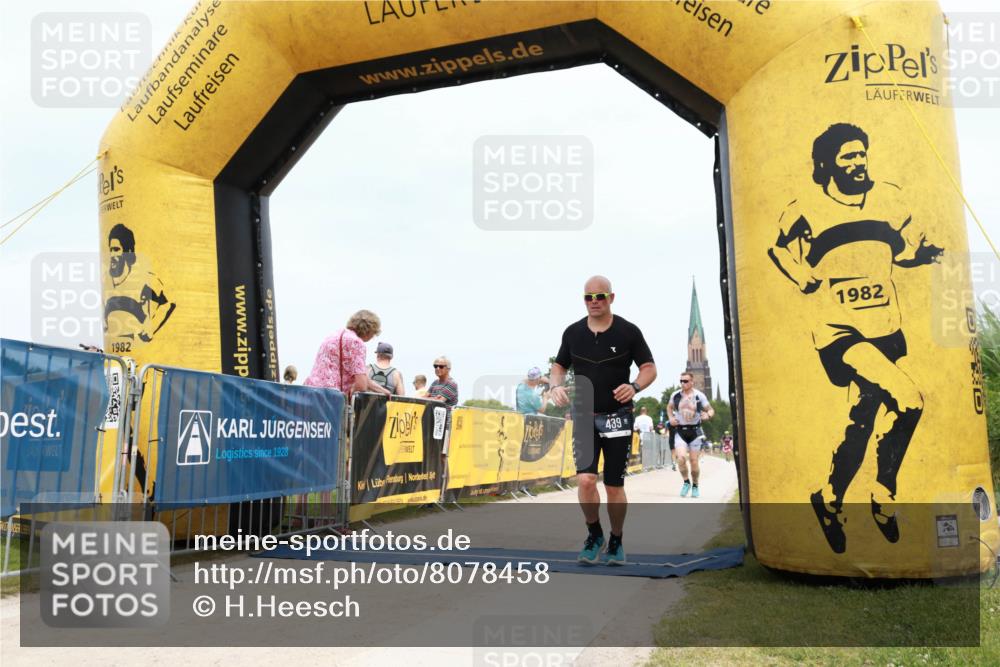 22.06.2025 - Viking Triathlon H.Heesch http://msf.ph/oto/8078458 22.06.2025 14:40:54 Laufen 76, 439, 460, 658 meine-sportfotos.de