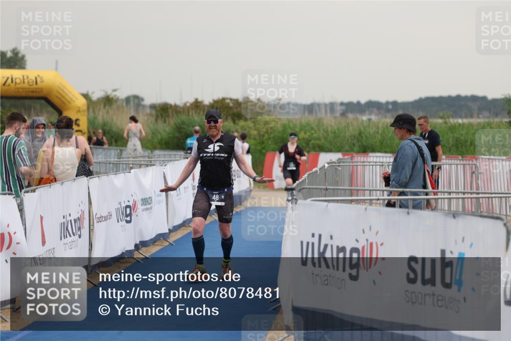 22.06.2025 - Viking Triathlon Yannick Fuchs http://msf.ph/oto/8078481 22.06.2025 16:36:46 Ziel 48 meine-sportfotos.de