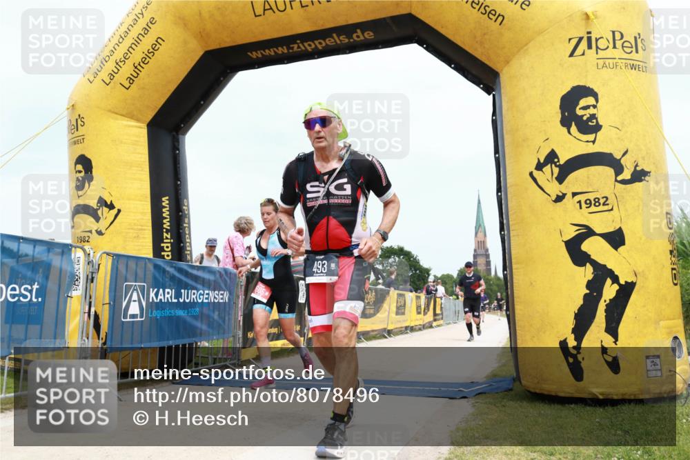 22.06.2025 - Viking Triathlon H.Heesch http://msf.ph/oto/8078496 22.06.2025 14:41:19 Laufen 493, 605 meine-sportfotos.de