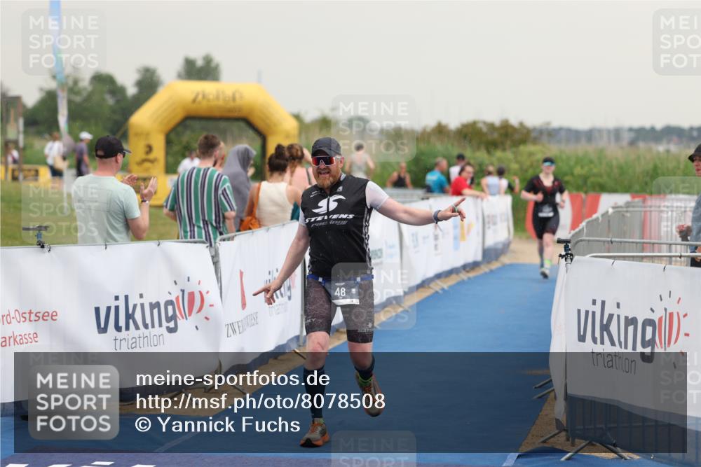 22.06.2025 - Viking Triathlon Yannick Fuchs http://msf.ph/oto/8078508 22.06.2025 16:36:48 Ziel 48, 240 meine-sportfotos.de