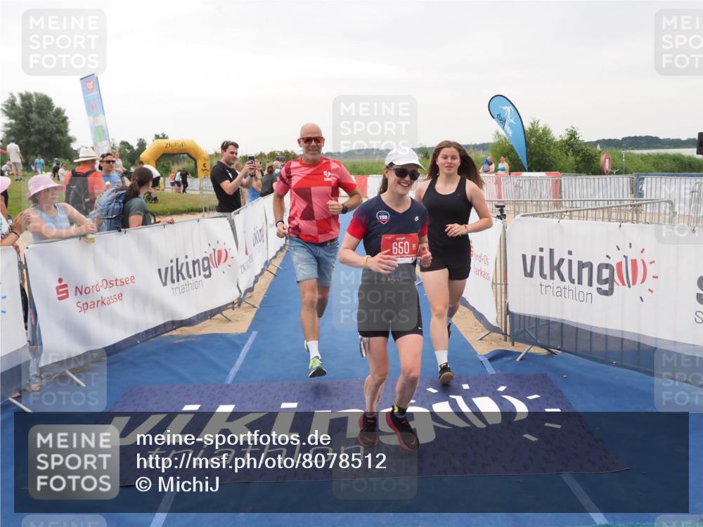 22.06.2025 - Viking Triathlon MichiJ http://msf.ph/oto/8078512 22.06.2025 16:03:07 Ziel 403, 650 meine-sportfotos.de