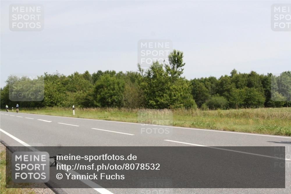 22.06.2025 - Viking Triathlon Yannick Fuchs http://msf.ph/oto/8078532 22.06.2025 12:08:16 Radfahren 29, 34, 46, 144, 164, 228, 297, 321, 451, 633 meine-sportfotos.de