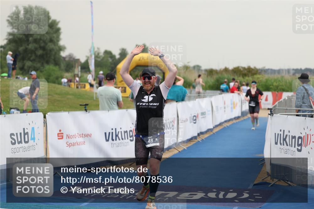 22.06.2025 - Viking Triathlon Yannick Fuchs http://msf.ph/oto/8078536 22.06.2025 16:36:49 Ziel 48, 240 meine-sportfotos.de