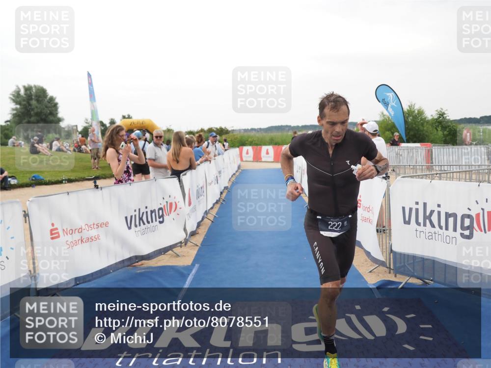 22.06.2025 - Viking Triathlon MichiJ http://msf.ph/oto/8078551 22.06.2025 15:55:48 Ziel 222 meine-sportfotos.de