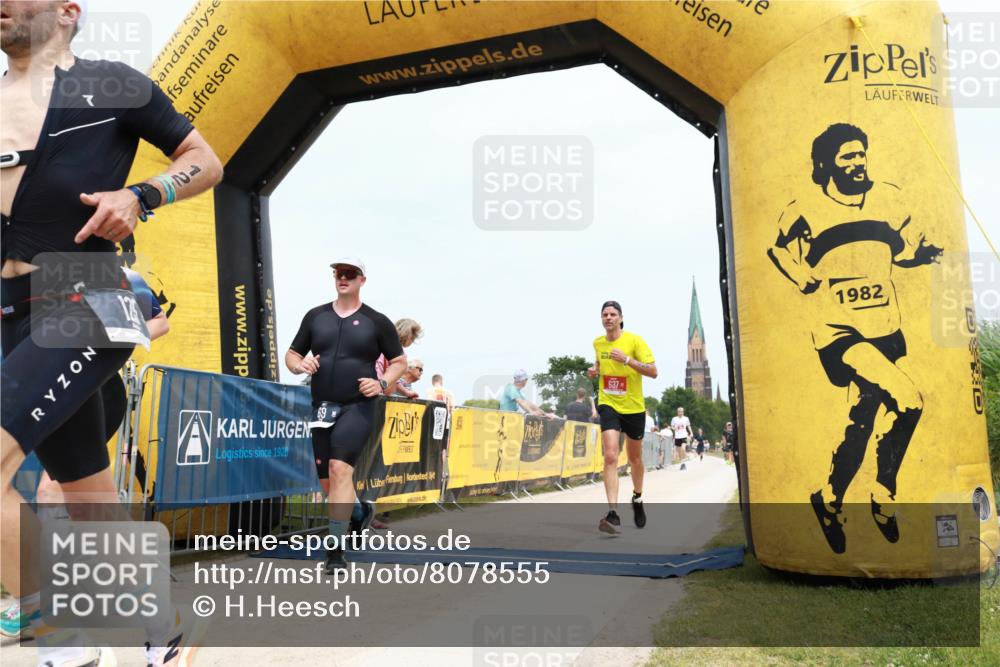 22.06.2025 - Viking Triathlon H.Heesch http://msf.ph/oto/8078555 22.06.2025 14:41:59 Laufen 69, 125, 427, 551, 637 meine-sportfotos.de