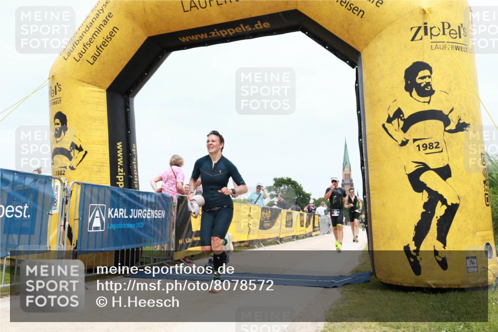 22.06.2025 - Viking Triathlon H.Heesch http://msf.ph/oto/8078572 22.06.2025 14:42:08 Laufen 184, 356, 366, 601 meine-sportfotos.de