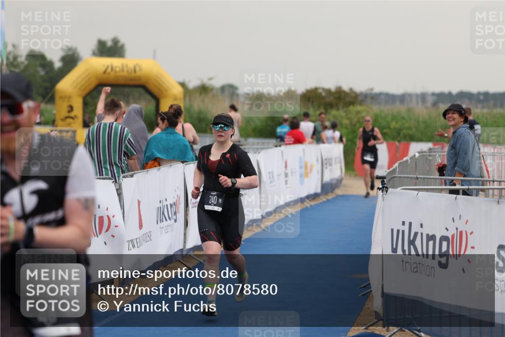 22.06.2025 - Viking Triathlon Yannick Fuchs http://msf.ph/oto/8078580 22.06.2025 16:36:52 Ziel 48, 240 meine-sportfotos.de