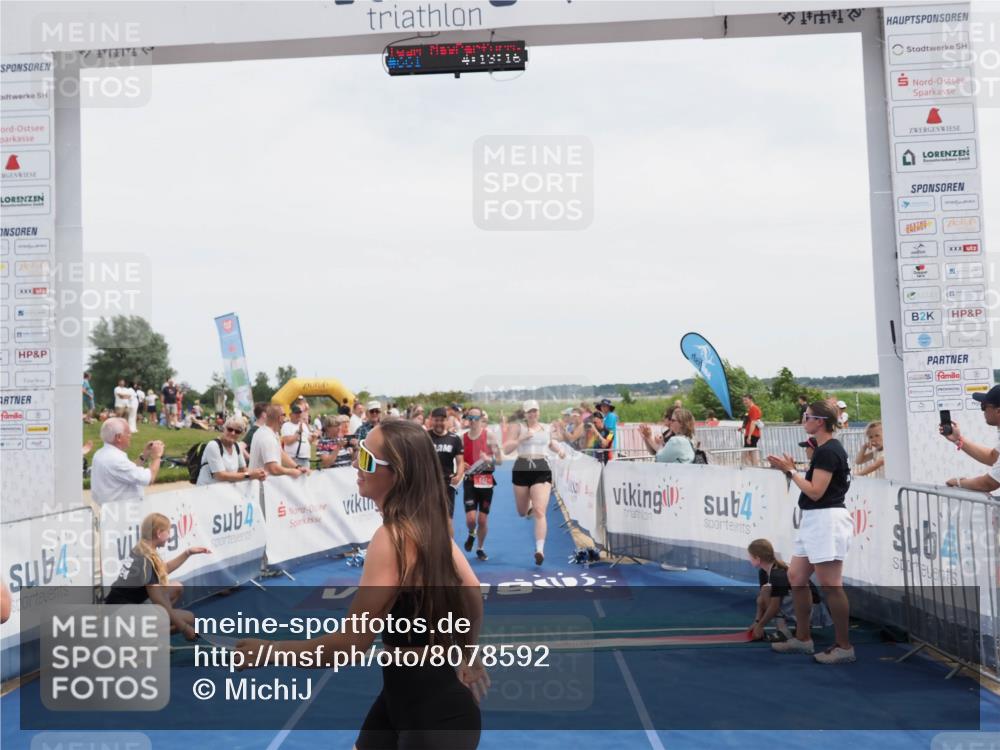 22.06.2025 - Viking Triathlon MichiJ http://msf.ph/oto/8078592 22.06.2025 14:13:28 Ziel  meine-sportfotos.de