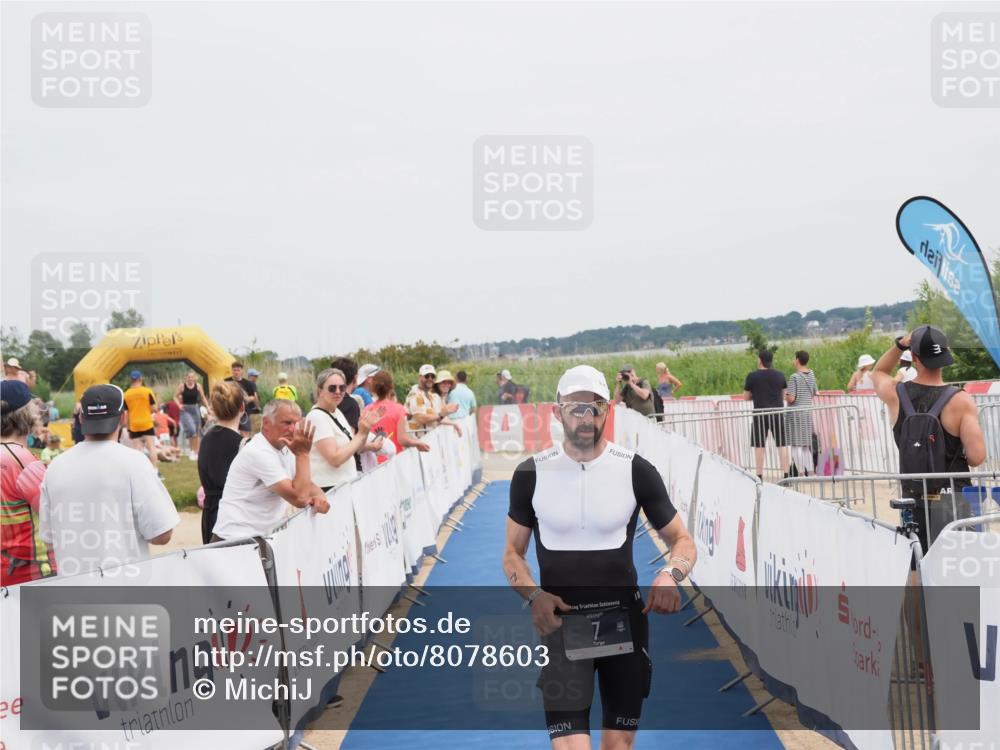 22.06.2025 - Viking Triathlon MichiJ http://msf.ph/oto/8078603 22.06.2025 14:37:46 Ziel 7 meine-sportfotos.de