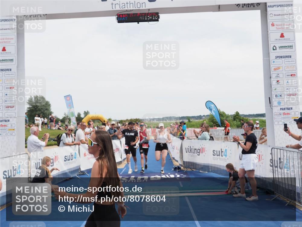 22.06.2025 - Viking Triathlon MichiJ http://msf.ph/oto/8078604 22.06.2025 14:13:28 Ziel  meine-sportfotos.de