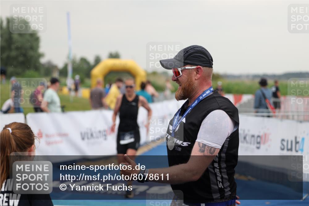 22.06.2025 - Viking Triathlon Yannick Fuchs http://msf.ph/oto/8078611 22.06.2025 16:36:58 Ziel 240, 267 meine-sportfotos.de