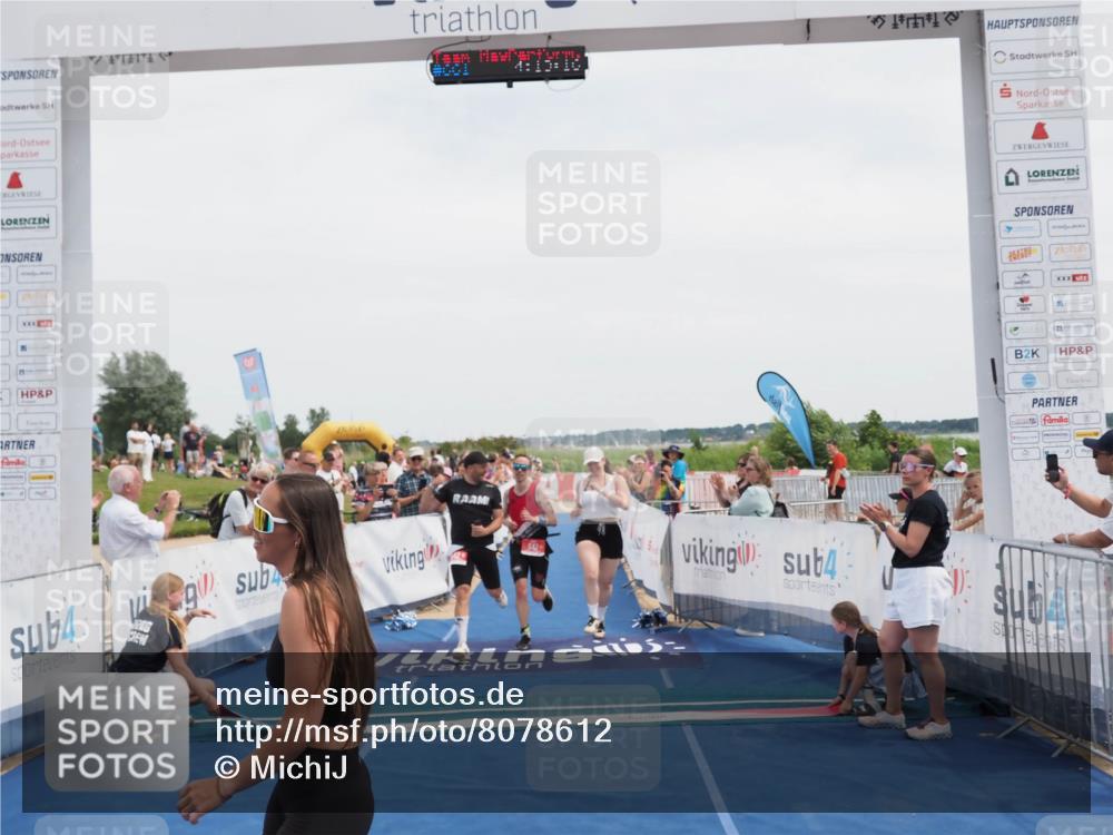 22.06.2025 - Viking Triathlon MichiJ http://msf.ph/oto/8078612 22.06.2025 14:13:28 Ziel  meine-sportfotos.de