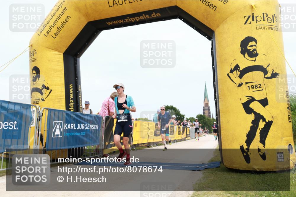 22.06.2025 - Viking Triathlon H.Heesch http://msf.ph/oto/8078674 22.06.2025 14:43:04 Laufen 397, 495 meine-sportfotos.de