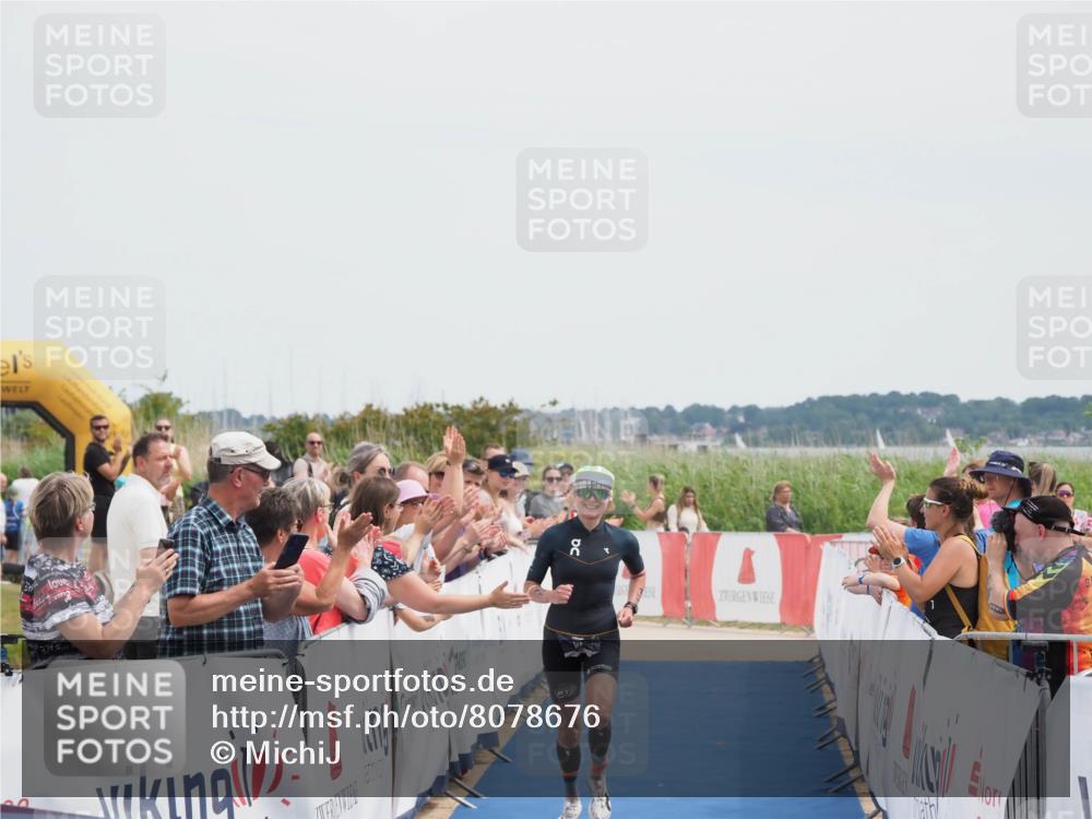 22.06.2025 - Viking Triathlon MichiJ http://msf.ph/oto/8078676 22.06.2025 14:13:44 Ziel 15 meine-sportfotos.de