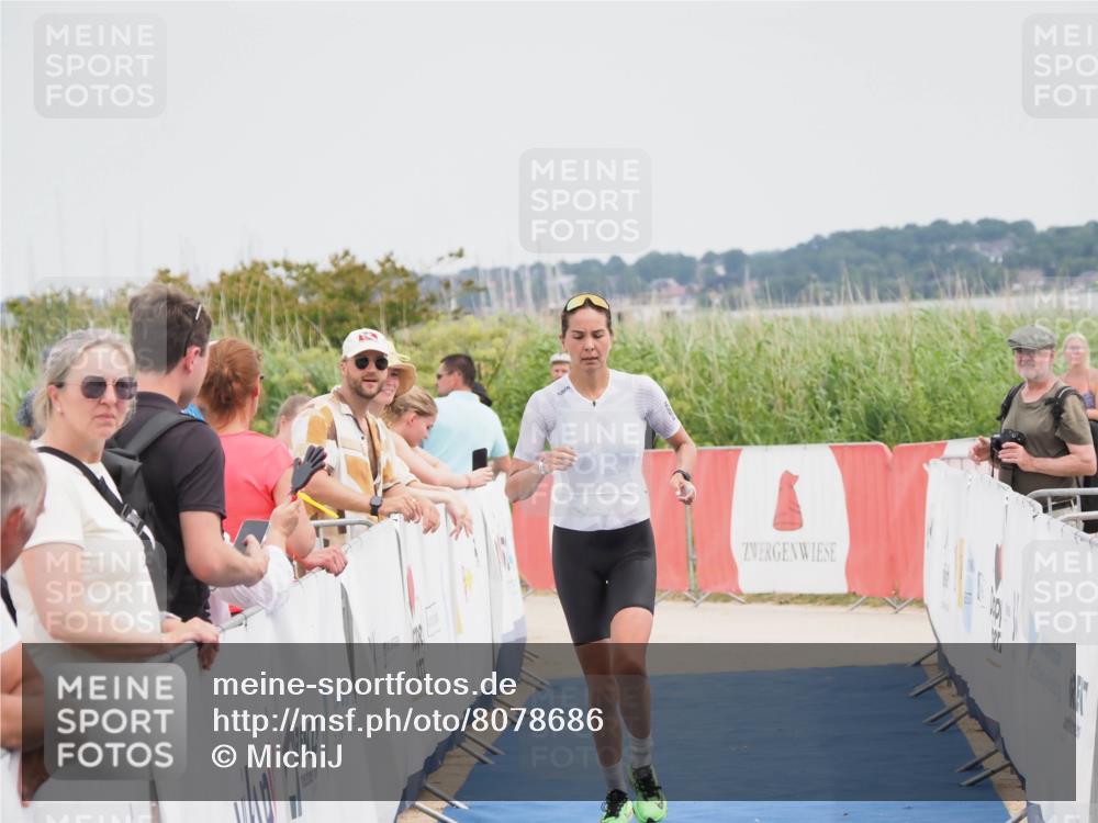 22.06.2025 - Viking Triathlon MichiJ http://msf.ph/oto/8078686 22.06.2025 14:37:57 Ziel 13 meine-sportfotos.de