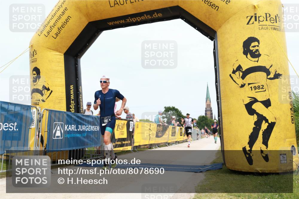 22.06.2025 - Viking Triathlon H.Heesch http://msf.ph/oto/8078690 22.06.2025 14:43:05 Laufen 284, 397, 495 meine-sportfotos.de