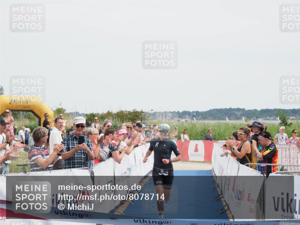 22.06.2025 - Viking Triathlon MichiJ http://msf.ph/oto/8078714 22.06.2025 14:13:44 Ziel 15 meine-sportfotos.de