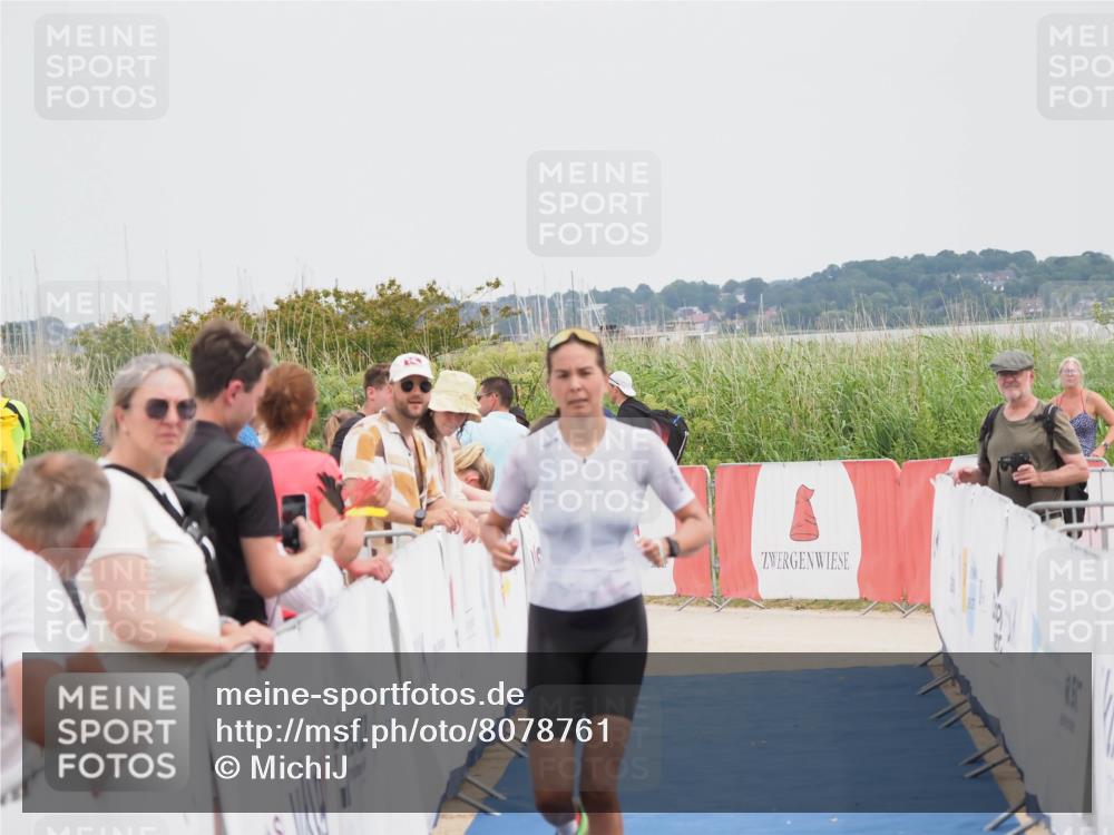 22.06.2025 - Viking Triathlon MichiJ http://msf.ph/oto/8078761 22.06.2025 14:37:58 Ziel 13 meine-sportfotos.de
