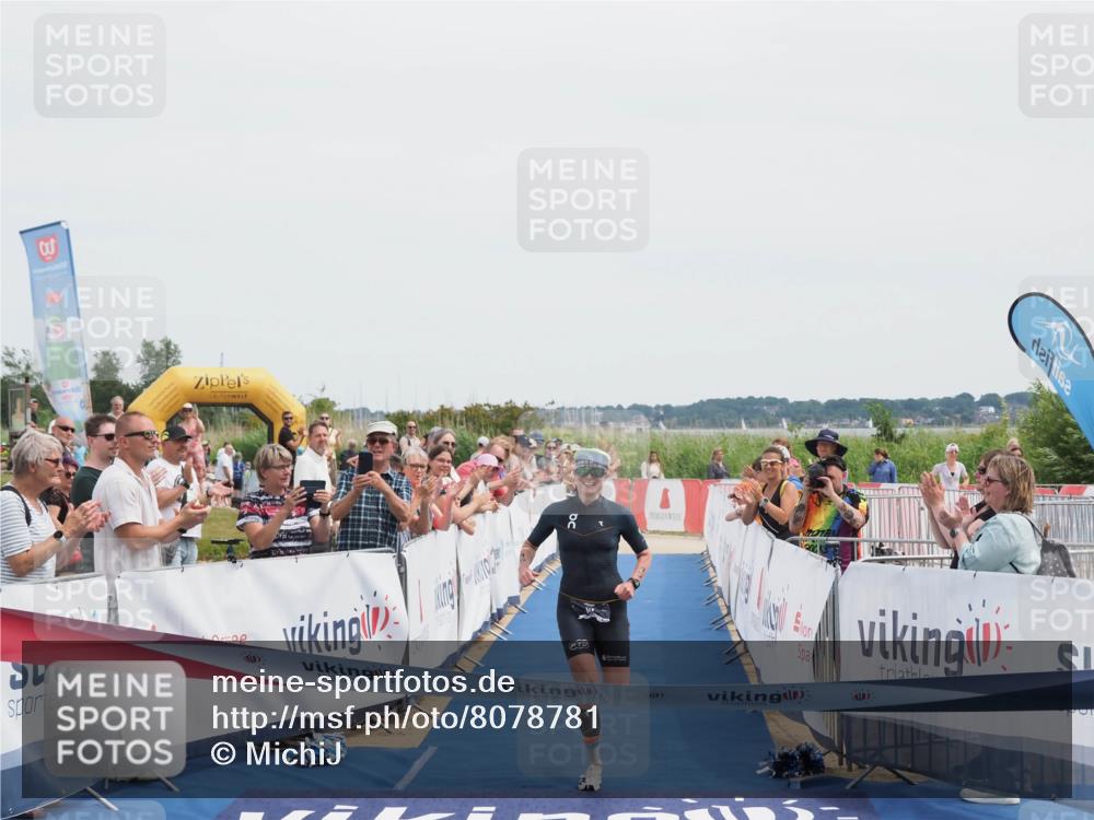 22.06.2025 - Viking Triathlon MichiJ http://msf.ph/oto/8078781 22.06.2025 14:13:45 Ziel 15 meine-sportfotos.de