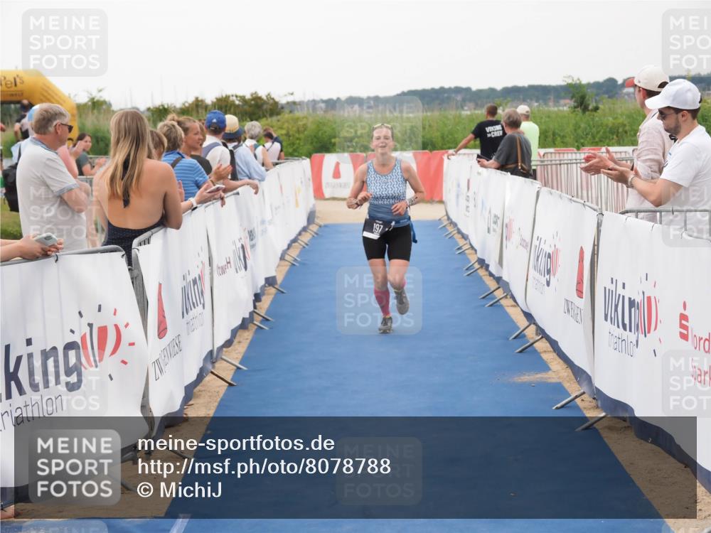 22.06.2025 - Viking Triathlon MichiJ http://msf.ph/oto/8078788 22.06.2025 15:56:01 Ziel 197 meine-sportfotos.de