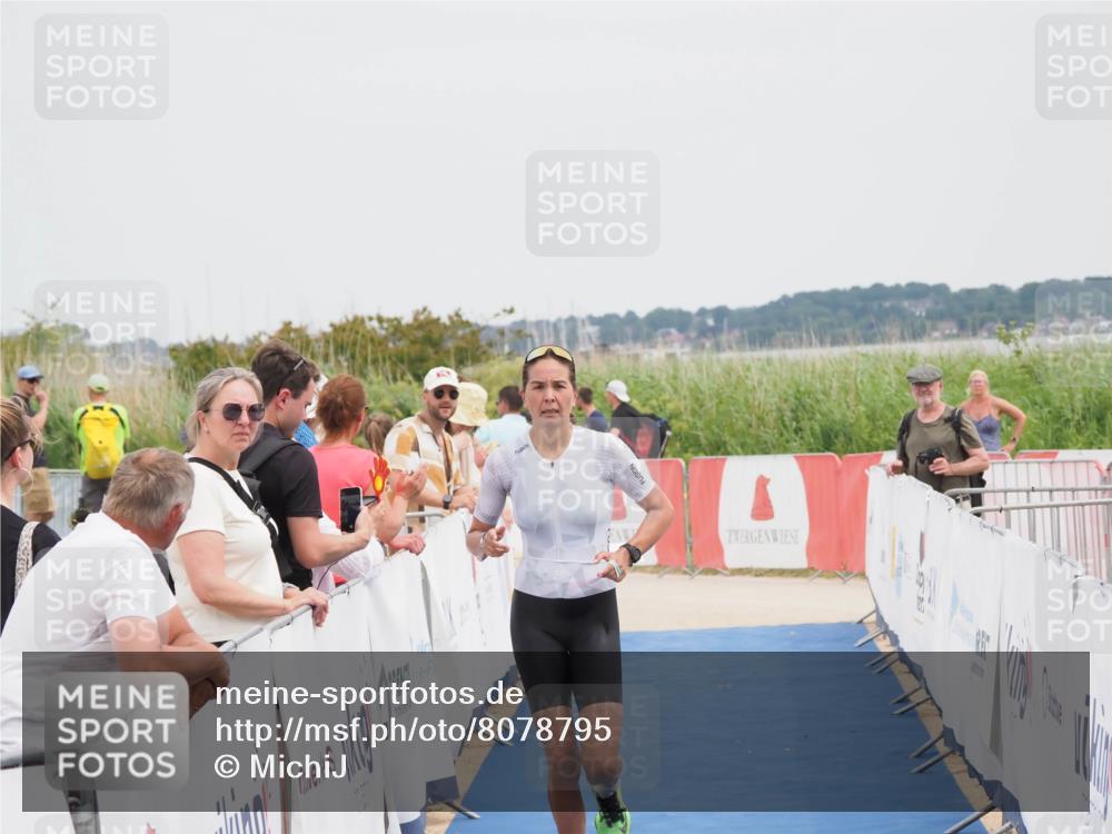 22.06.2025 - Viking Triathlon MichiJ http://msf.ph/oto/8078795 22.06.2025 14:37:59 Ziel 13 meine-sportfotos.de