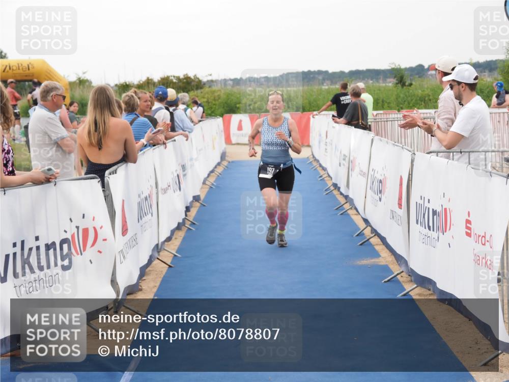 22.06.2025 - Viking Triathlon MichiJ http://msf.ph/oto/8078807 22.06.2025 15:56:01 Ziel 197 meine-sportfotos.de