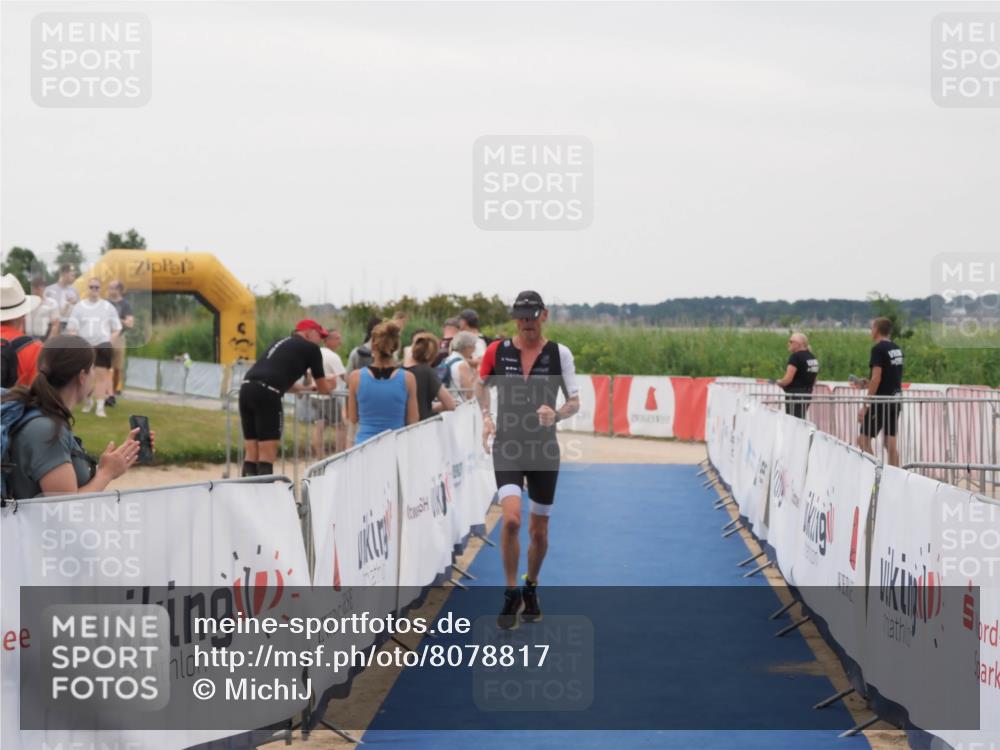 22.06.2025 - Viking Triathlon MichiJ http://msf.ph/oto/8078817 22.06.2025 16:03:43 Ziel 63 meine-sportfotos.de