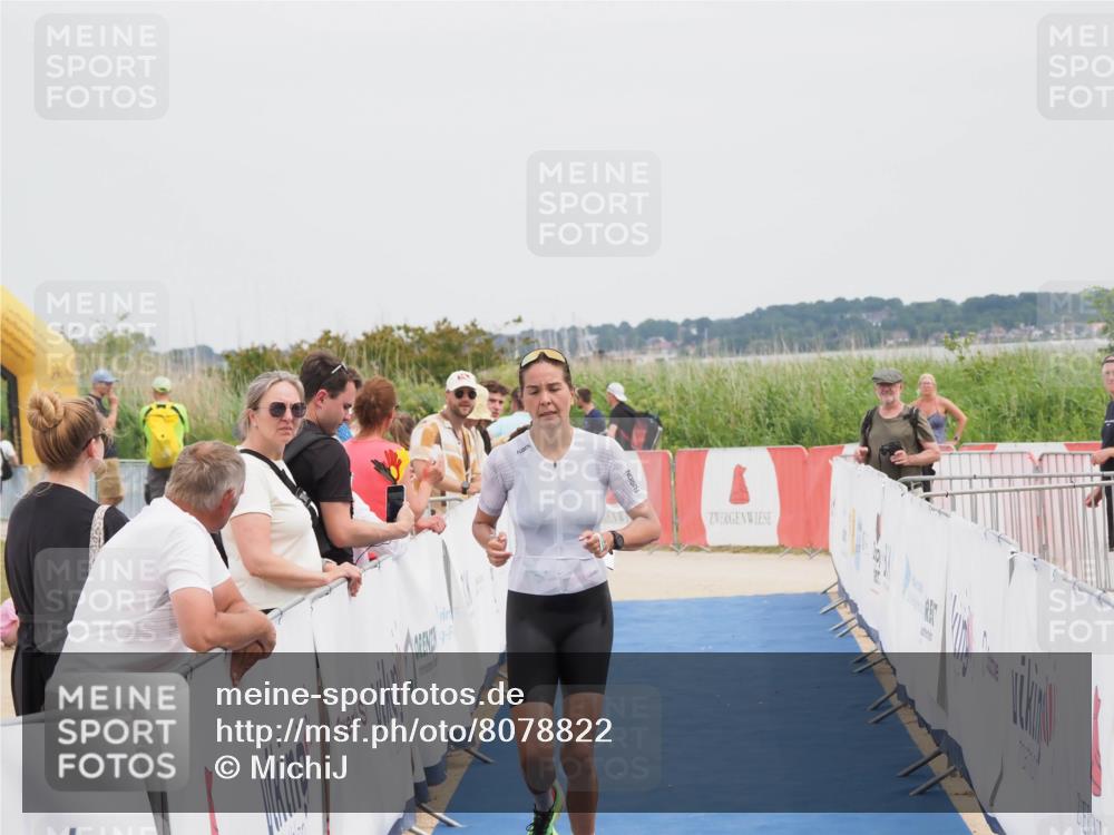 22.06.2025 - Viking Triathlon MichiJ http://msf.ph/oto/8078822 22.06.2025 14:37:59 Ziel 13 meine-sportfotos.de
