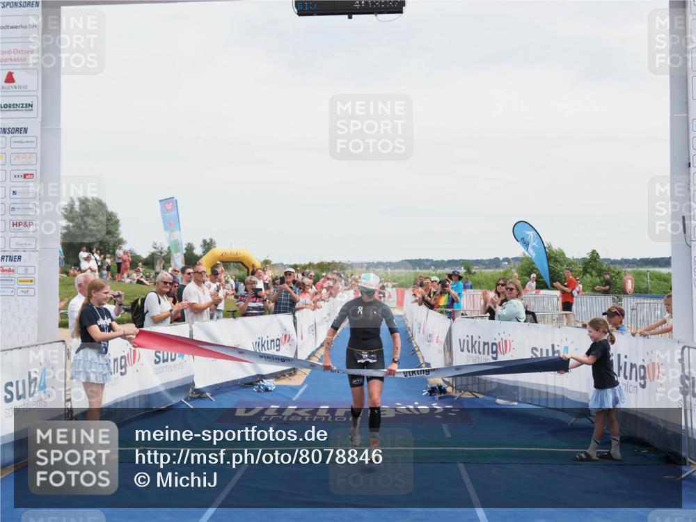22.06.2025 - Viking Triathlon MichiJ http://msf.ph/oto/8078846 22.06.2025 14:13:46 Ziel 15 meine-sportfotos.de