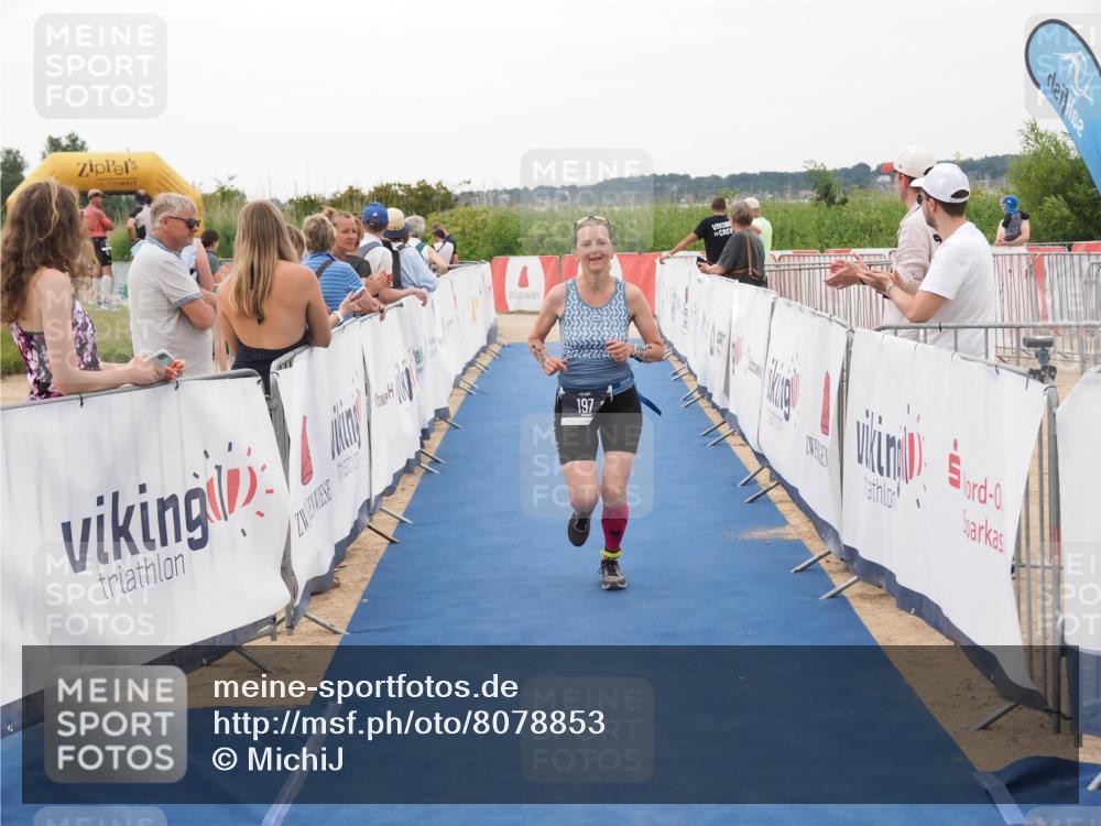 22.06.2025 - Viking Triathlon MichiJ http://msf.ph/oto/8078853 22.06.2025 15:56:02 Ziel 197 meine-sportfotos.de